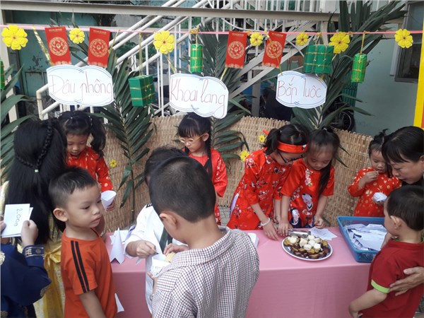 Trường Mầm non 14B tổ chức lể hội  Bé vui đón xuân Kỷ Hợi 2019 